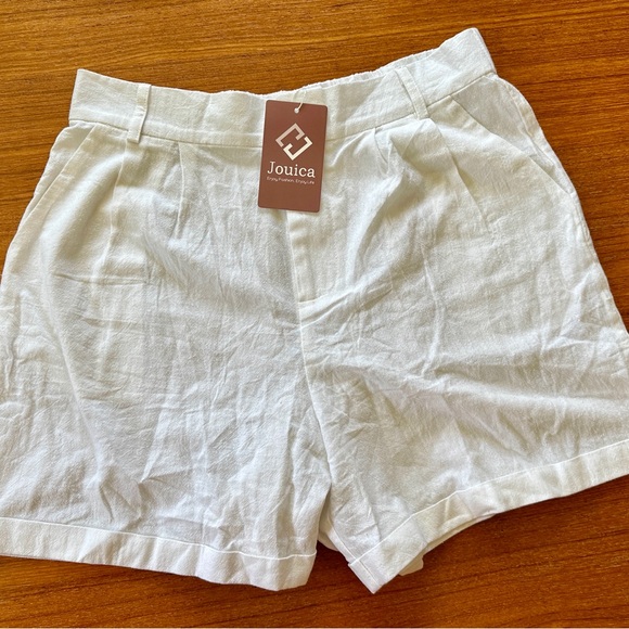 White Linen Short - Picture 3 of 4